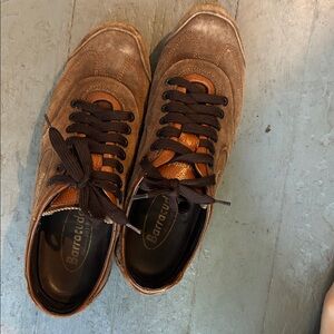 Barracuda suede sneakers